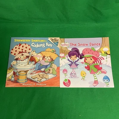 2 books 1980 Strawberry Shortcake Cooking Fun and 2010 the Snow Dance C - Image 1 of 3