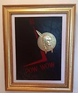 Vintage 1960 Mid Century Modern geprägtes gerahmtes Wandbild MCM Indianer - Bild 1 von 4