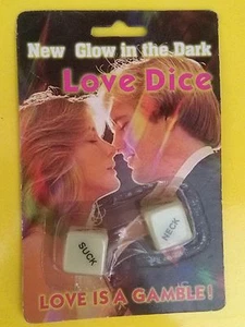 DADI SEXI FLUO 2 PZ GIOCO SCHERZO IN PVC FESTA PARTY ADULTI  - Foto 1 di 1