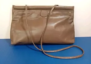 Vintage Women's Leather Beige Facile Frame Purse Handbag W/ Strap *UNBRANDED - Picture 1 of 17