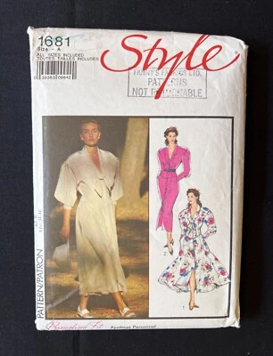 Style 1681 Misses Dress 3 Style Options 1990 Pattern sizes available 8-10 Cut - Image 1 of 2