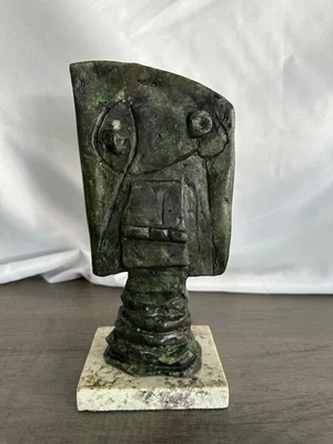 БРОНЗОВАЯ СКУЛЬПТУРА JOAN MIRO «HOMBRE FACE VIII» ПОДПИСАННАЯ И ПРОНУМЕРОВАННАЯ - Изображение 1 из 4