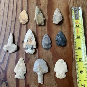 11 Authentic Arrowheads - Picture 1 of 11