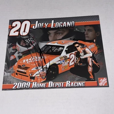 (2) Joey Logano 2009 2010 JGR HOME DEPOT TOYOTA CAMRY NASCAR fotos 8x10 firmadas Foto 1 de 4