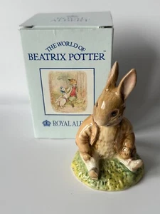 Figura Royal Albert Beatrix Potter - Benjamin Bunny sentado en un banco BP6A - Imagen 1 de 6
