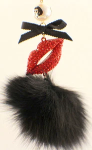 Rhinestone Bling Key Chain Fob Phone Purse Charm Kiss Me Lips With Black Puff - Picture 1 of 5