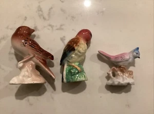 Vintage  1950s? 3 Pc Ceramic Birds Japan Pottery Handpainted? Colorful Bird - Picture 1 of 5