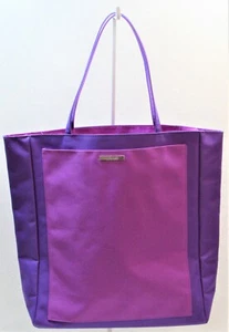 Bolso de Mano Clinique Edición Limitada Forrado en Dos Tonos - Imagen 1 de 7