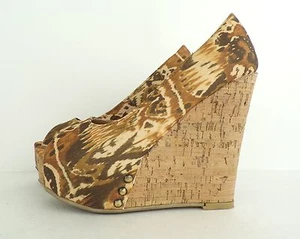 TOP MODA Shoes Peep Toe Wedge Brown & Tan Camo Tribal Print Summer Heels Size 5 - Picture 1 of 5