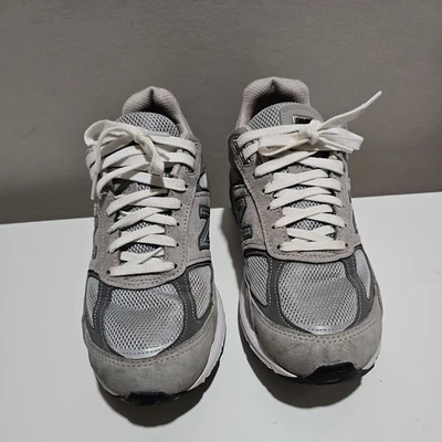 New Balance 2019 990 v5 Gray White Shoes Sneakers Mens Size 8.5  D - Image 1 of 4