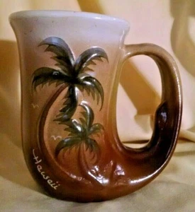 HAWAII MUG HORN SHAPED 3D RELIEF PALM TREES OMBRE BROWN K&S HAWAIIAN CREATIONS. - Picture 1 of 10