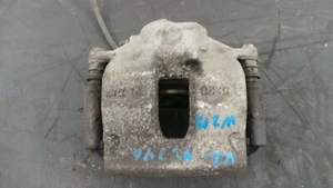 1Y240-119 Mercedes W212 E200 Bremssattel Bremszange Vorne Links A2044212381  - Picture 1 of 4