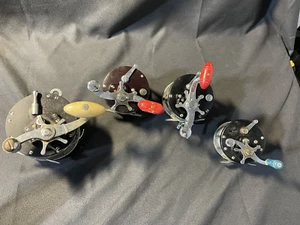 (4) VTG Fishing Reel Lot: (1) Ocean City #165, (2) Penn Peer #209, (1) Penn #180 - Picture 1 of 19