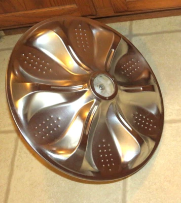 LG Washer WT7200CW: Washplate 18" (AGZ72909701 / AGZ72909711) (P7500) - Image 1 of 4