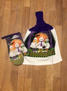 Three Ghosts Halloween Kitchen Towel and Oven Mitt 2 Piece Set Fall Autumn - Picture 1 of 5