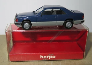 b MICRO HERPA HO 1/87 MERCEDES 300 CE COUPE BLEU FONCE IN BOX #2064 - Photo 1 sur 7