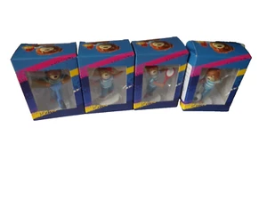 Barney Cakes Set of 4 Promotional Barney Figures New - Picture 1 of 1