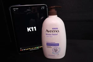 Aveeno Stress Relief Body Wash with Nourishing Oat & Lavender Scent 33 floz - Picture 1 of 3