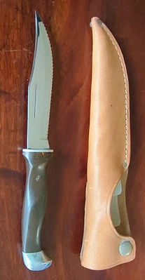 CUTCO 1769 EE. UU. borde dentado, cuchillo de caza funda de cuero Foto 1 de 4