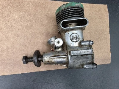 Vintage K&B Torpedo 35 Green Head Model Plane Engine Airplane R/C Motor - Image 1 of 4