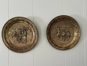 Vintage Metal Round 3D Wall Plaque Tray 10" 2 England Pub Eat Gold Color Ye Olde - Picture 1 of 7