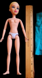 Spin Master 11" Vinyl Doll w/Teal Dress/Earrings;Blue Eye Blonde/no Wig;Poseable - Picture 1 of 12