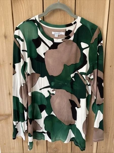 Chicos Green/Brown/White Long Sleeve Top Size 1 NWOT - Picture 1 of 2