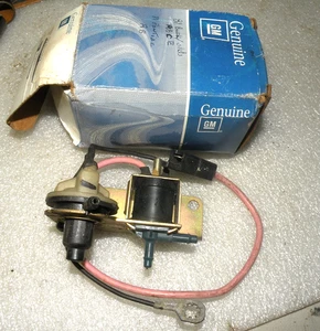 1981 BUICK OLDSMOBILE PONTIAC 22511463 EXH. VLV. VACUUM CONTROL SWITCH NOS GM - Picture 1 of 7