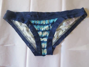 HANKY PANKY #632104 DREAM BRAZILIAN BIKINI PANTY, LARGE, MULTI BLUE NWOT, $29 - Picture 1 of 3