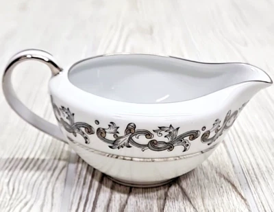 Windsor por Wentworth - 6011 crema - pergaminos grises y tostados borde platino con mango Foto 1 de 4