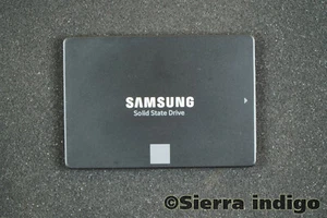 MZ7LH500HMJD MZ-76E500 Samsung 860 EVO 500GB SSD SATA Hard Drive 2.5" - Afbeelding 1 van 1