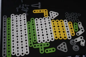 MECCANO LOT - Picture 1 of 3