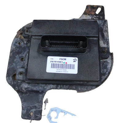 2010-2012 CADILLAC ESCALADE CHEVY GM FUEL PUMP FLOW CONTROL MODULE OEM 20791901 - Image 1 of 4