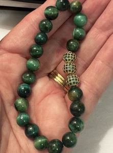 Estate Vintage Green Jade Jadeite or Art Glass Gold Tone Plated Beaded Bracelet - Picture 1 of 11