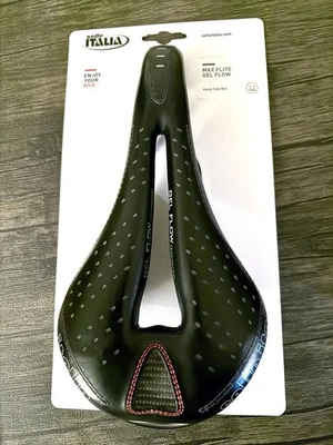 Selle Italia Max Flite Gel Flow Vanox Tube Rail Saddle 146mm L3, Black - Image 1 of 4