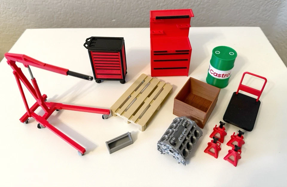 Kit de accesorios de garaje 1/18 - Polipasto de motor, cofres de herramientas, soportes de gato ¡y más! Foto 1 de 2