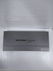 Netgear GS108LP 8-portowy niezarządzalny przełącznik PoE/ PoE+ Gigabit - szary - Zdjęcie 1 z 17