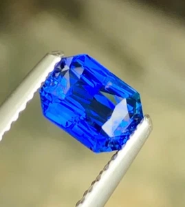 Zafiro azul real natural de 1,06 quilates de primera calidad de Sri Lanka - Imagen 1 de 2