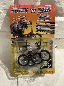 FLICK TRIX FINGER BIKES BMX REDLINE SERIE 1, AUF KARTE, DIECAST - Bild 1 von 4