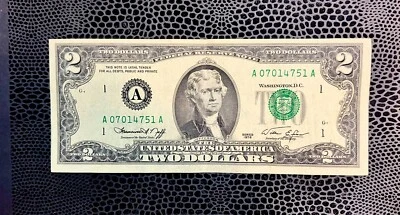 1976 JEFFERSON $2 DOLLAR BILL A SERIES WITH OFF CENTER PRINT ERROR "VERY RARE" - Image 1 of 3