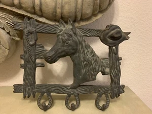VINTAGE METAL CAST IRON HORSE HOOK COAT HANGER WALL ART DECOR - Picture 1 of 8