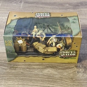 Forces of Valor UK 7th Armored Division 3rd Royal Tank Regiment 1:32 2008 #93203 - Picture 1 of 7