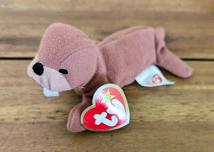 Ty McDonald's Teenie Beanie - #9 TUSK the Walrus (2000) - Picture 1 of 2