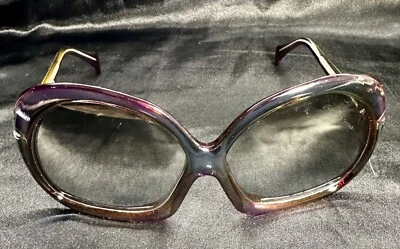 Fabulous super oversized vintage 1970’s sunglasses made in Italy - Image 1 of 4