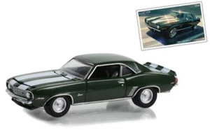 CHEVROLET Camaro Z/28 - Francobollo USPS - 1969 - verde metallizzato - luce verde 1:64 - Foto 1 di 6