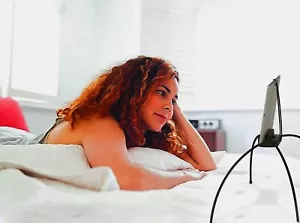 Flexible Tablet Stand iPad Holder Uneven Surfaces Bed Lazy Spider Legs - Picture 1 of 9