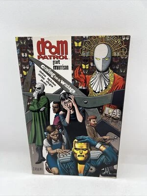 Novela gráfica DC Vertigo Doom Patrol Crawling from the Wreckage Grant Morrison Foto 1 de 4