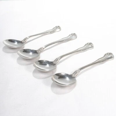 Conjunto de 4 colheres de sopa creme prata esterlina padrão Provence Tiffany & Co. - Imagem 1 de 4