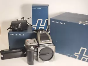 Hasselblad H1 DEMO UNIT Tested Working Medium Format Camera Viewfinder Working - Picture 1 of 20