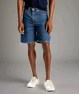 NWT Levi's 550 Relaxed Fit Jean Shorts Dark Blue Denim 90s Baggy Jorts 44 Bermud - Picture 1 of 9
